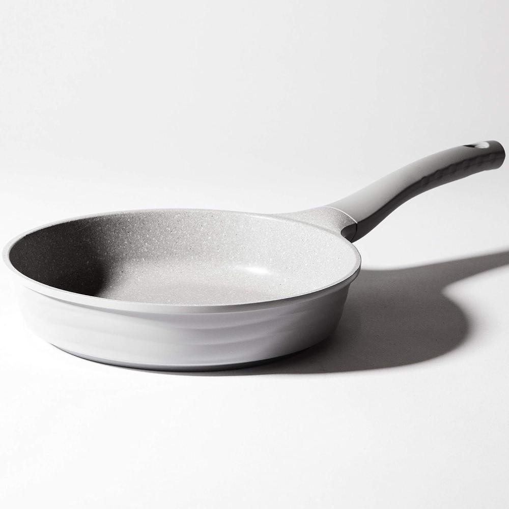 image:imageBINO Cookware Nonstick Frying Pan 11 Inch  Matte Light Grey  THE WAVE COLLECTION  Premium Quality Nonstick Cast Aluminum Nonstick Pan Egg Pan Omelette Pan  StayCool BAKELITE Handles  NonToxic